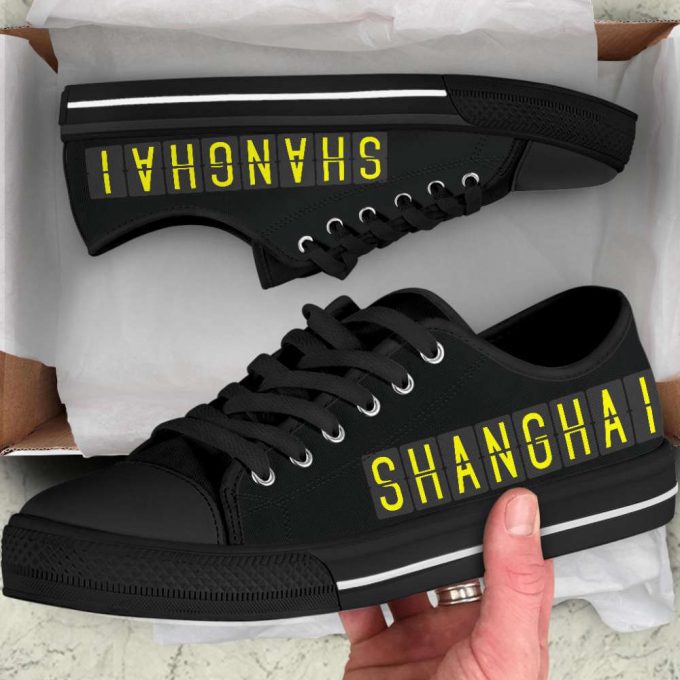 Airport Destinations Shanghai – Low Top Canvas Shoes For Men Women