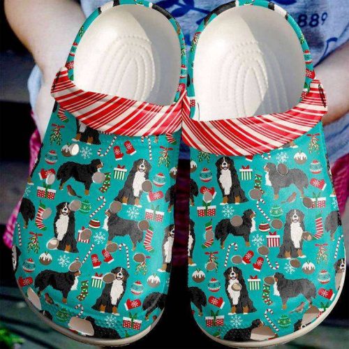 Bernese Mountain Christmas Pattern  Clog Unisex Clogs Shoes For Men Women