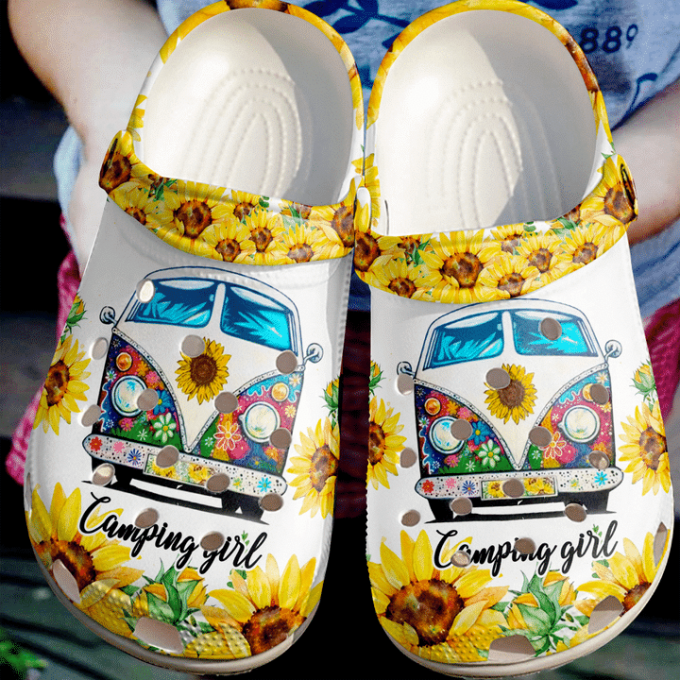 Camping Girl Unisex Clogs  Clog Comfortable For Mens Womens Classic Clog Water Shoes