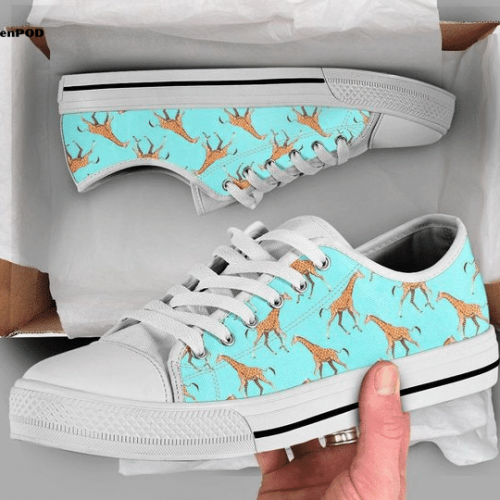 Cool Giraffe Low Top Shoes Gift for Men Women