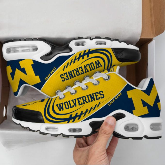 Michigan Wolverines Ncaa Air Max Plus Sport Sneakers For Fan Gifts