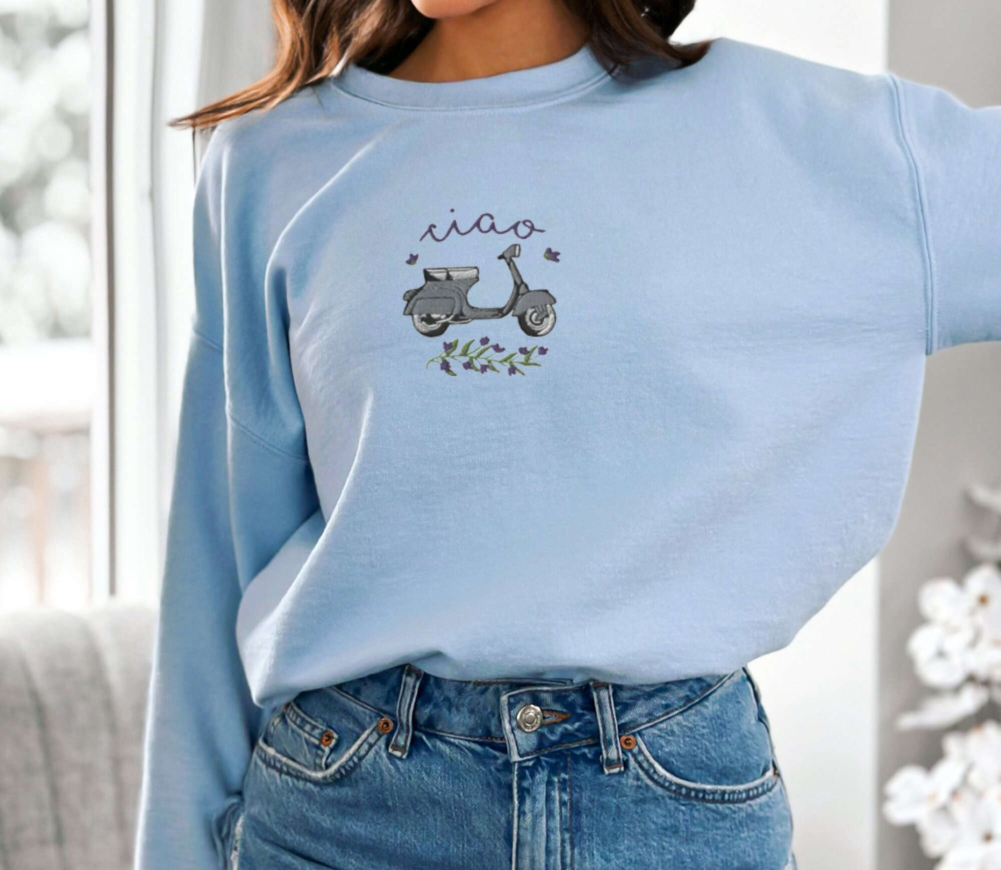 Ciao Floral Scooter Crewneck Sweatshirt: Stylish Embroidered Design for Trendy Comfort