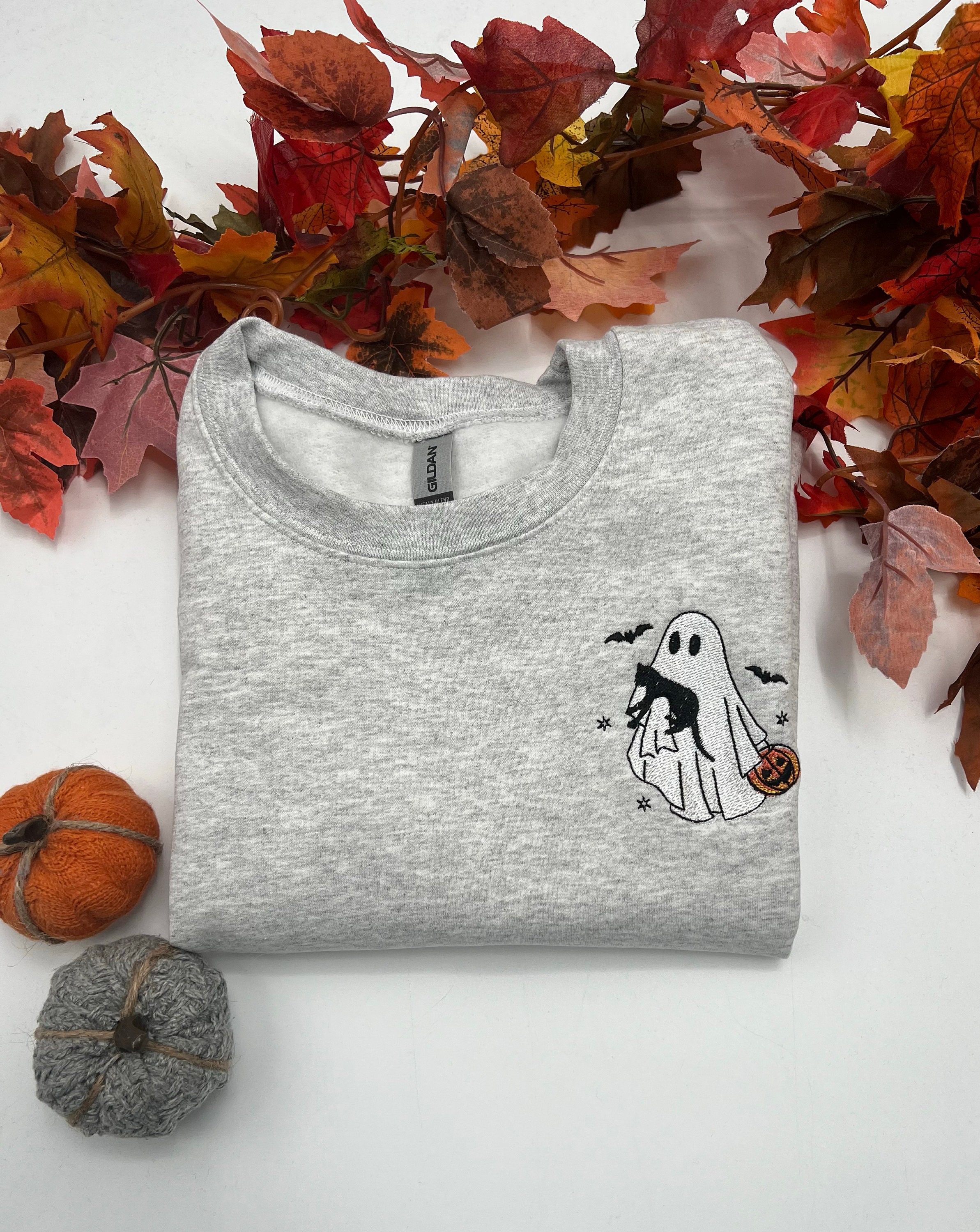 Ghost Pumpkin Spooky Season Sweatshirt – Cute Ghost & Black Cat Design Embroidered Cats – Perfect for Cat Lovers