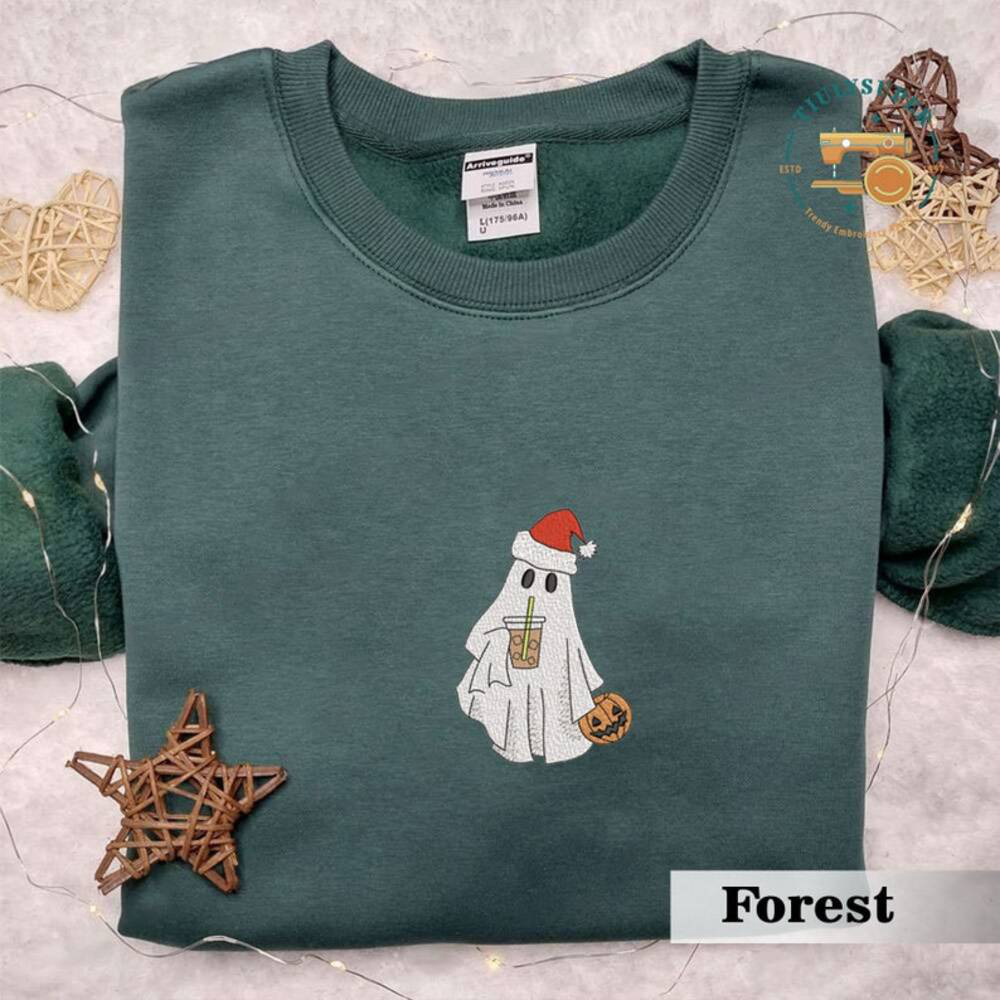 Fresh Daily Gingerbread Bakery Embroidered Crewneck Sweatshirt: Trendy Vintage Gift for Christmas