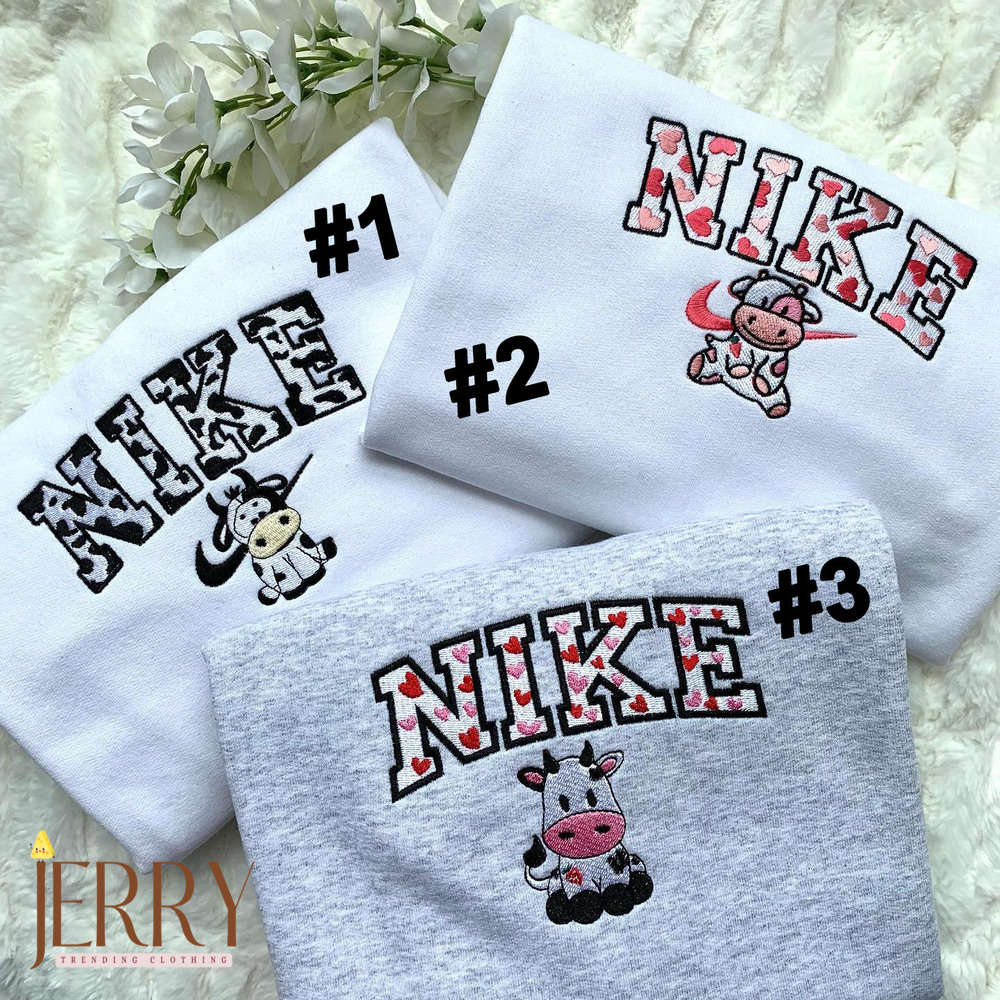 Playful Tom and Jerry Nike Sweatshirt: Embroidered Fun for Every Fan