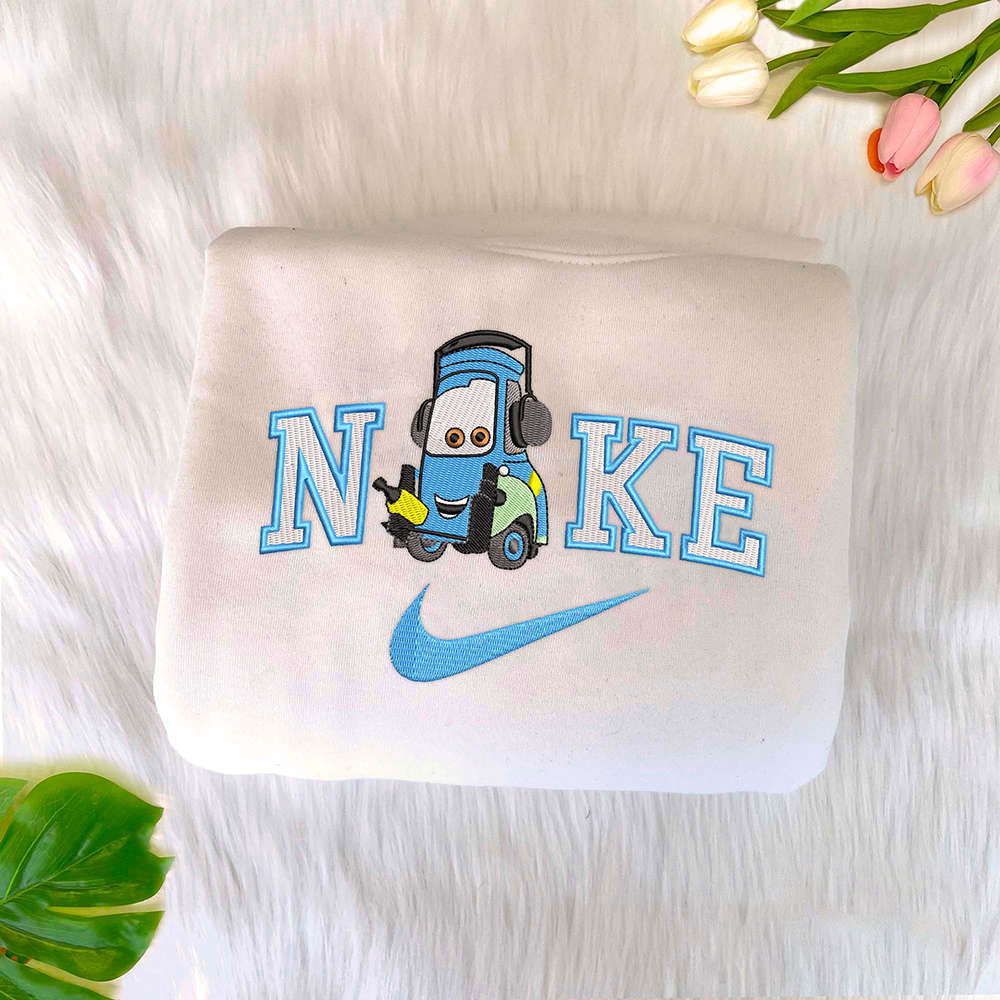 Disney Nike Guido World Of Cars – Embroidered Sweatshirt: Stylish & Cozy Gear for Car Enthusiasts