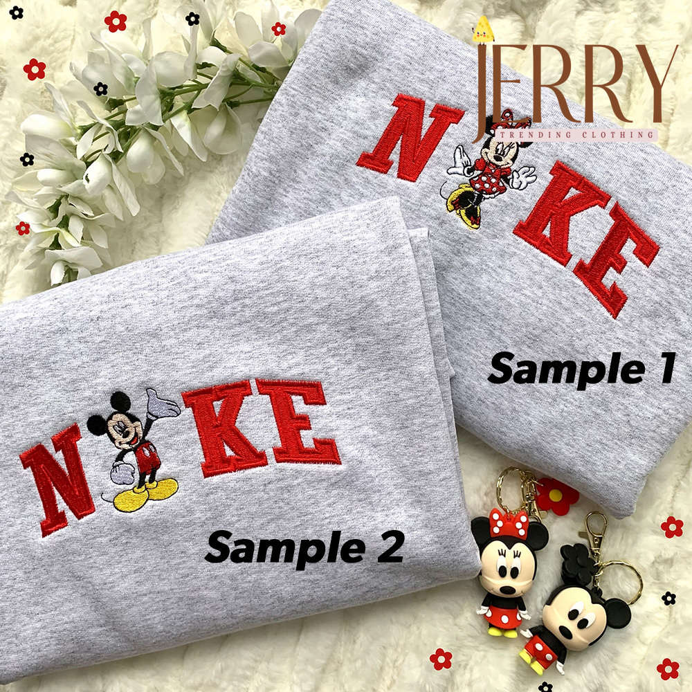 Disney Nike Embroidered Sweatshirt feat Minnie & Mickey – Cozy & Stylish!