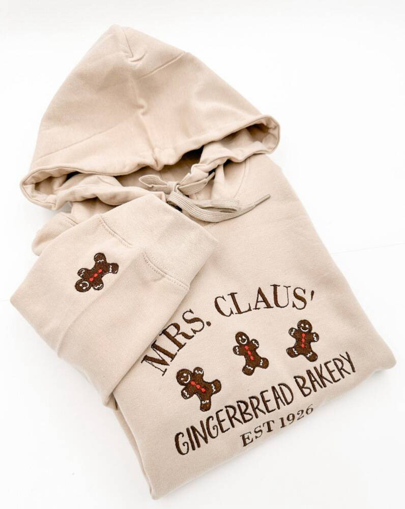 Get Festive with Mrs Claus Gingerbread Christmas Sweatshirt – Holiday Crewneck Jumper & Hoodie