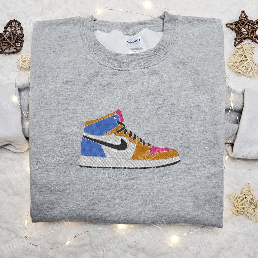 Air Jordan 1 x Nike Embroidered Sweatshirt & T-shirt: Best Family Gift Ideas!