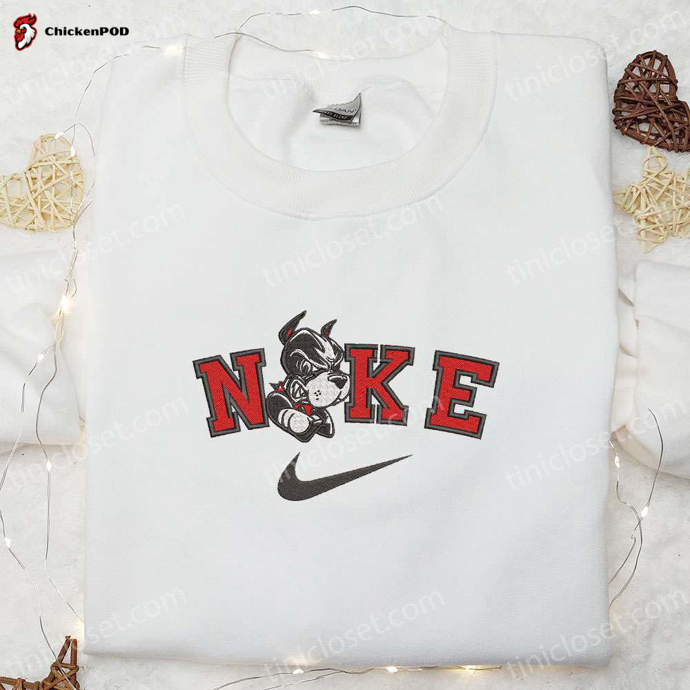 Boston University Terriers x Nike Embroidered Shirt & NCAA Sports Hoodie: The Perfect Gift Idea for Fans!