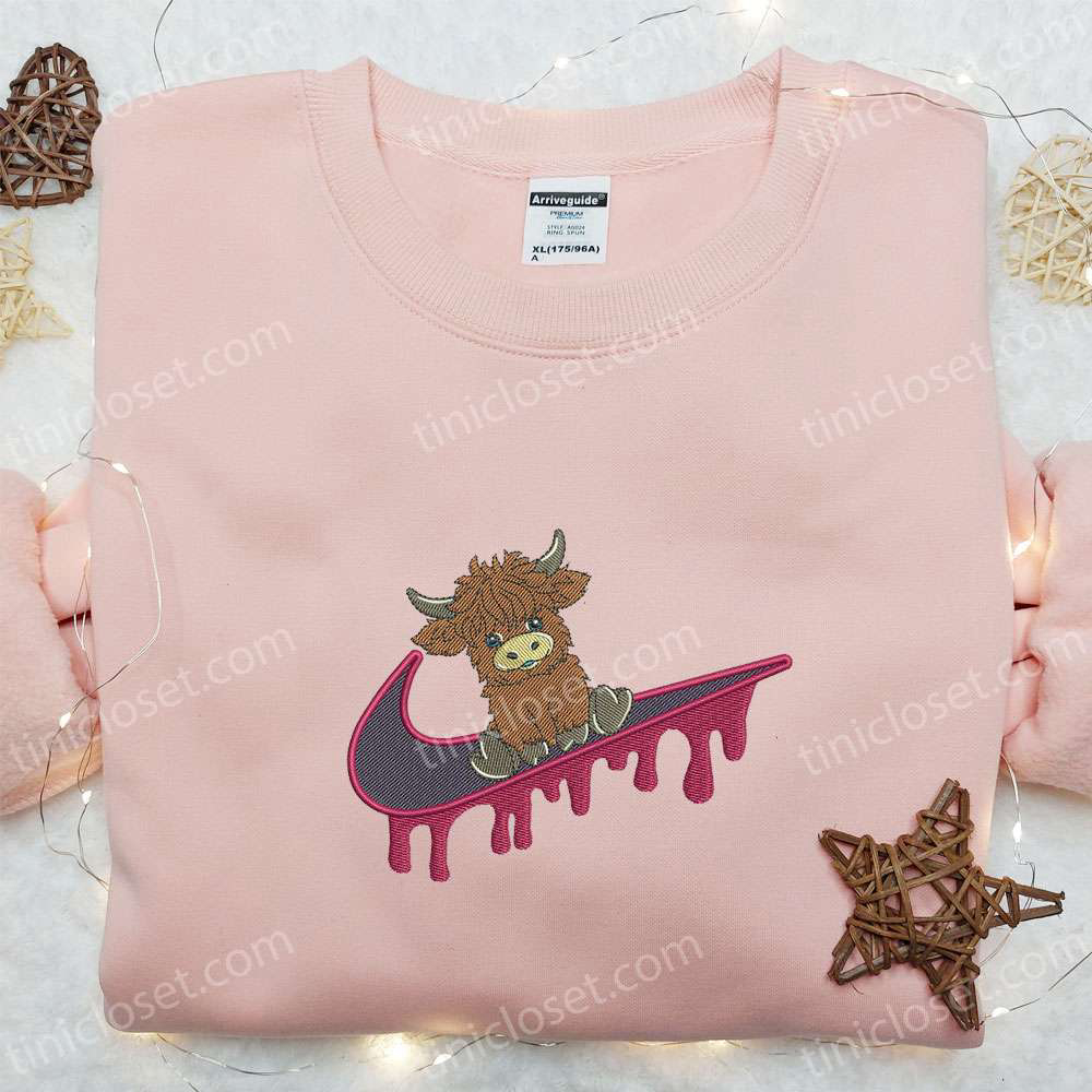 Adorable Highland Cow Embroidered Shirt – Unique Animal Design for a Stylish Look!