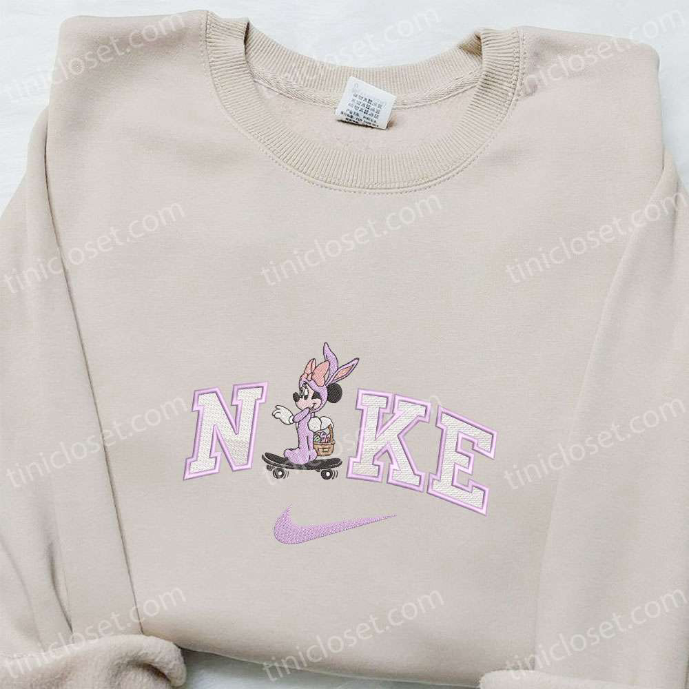 Minnie Easter x Nike Embroidered Shirt & Thanksgiving Day Hoodie: Best Holiday Gift Ideas