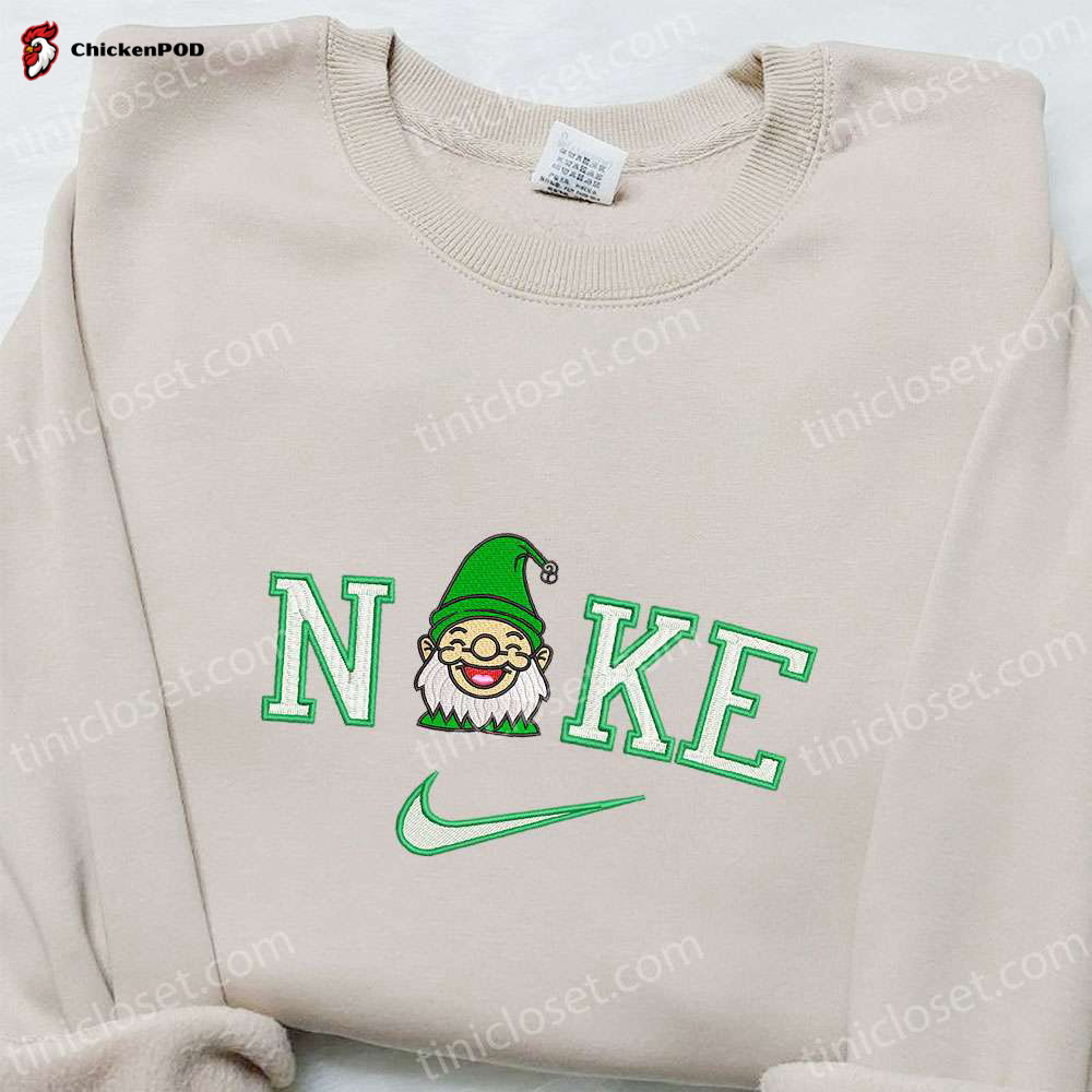 Nike Christmas x Donald Duck Embroidered Sweatshirt Walt Disney Shirt Best Gift Ideas