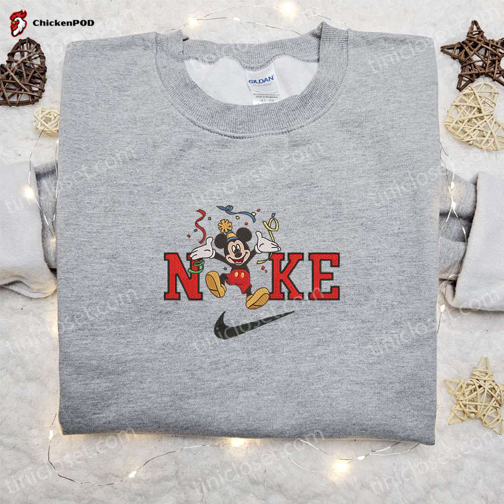 Nike x Christmas Mickey Sweatshirt: Disney Characters Embroidered Shirt Best Gift Idea for Merry Christmas