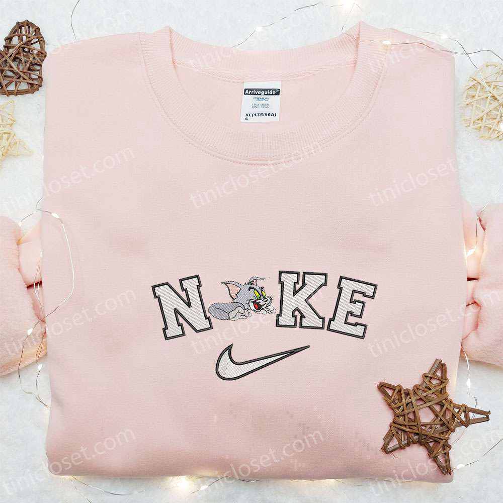 Nike x Tom Embroidered Shirt & Tom and Jerry Cartoon Hoodie – Best Gift Ideas for Cartoon Lovers!