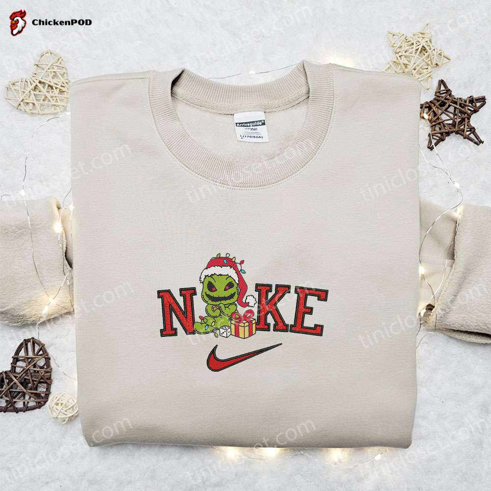 Nike x Christmas Tree Mickey Cartoon Sweatshirt: Disney Characters Merry Christmas Shirt – Perfect Xmas Gift Idea