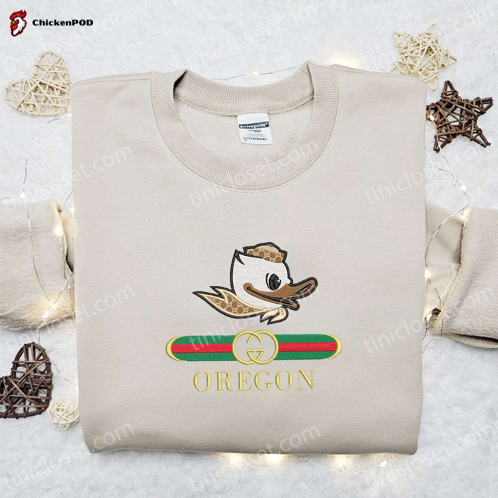 Oregon Ducks x Gucci Embroidered Shirt & NCAA Sports Hoodie: Perfect Gift Idea for Fans!