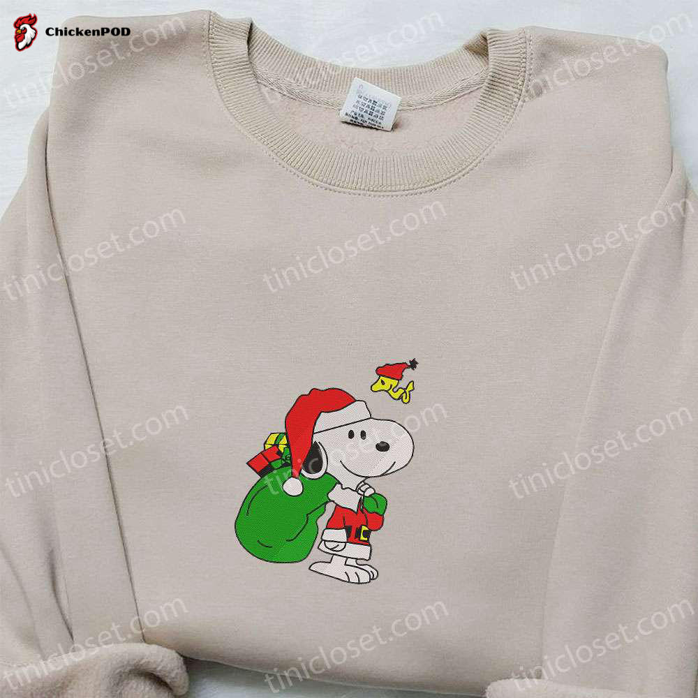 Snoopy & Woodstock Xmas Embroidered Shirt Peanuts Cartoon Hoodie Christmas Sweatshirt