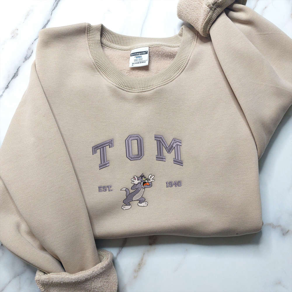 Trending Tom and Jerry Embroidered Sweatshirt: Vintage Cartoon Crewneck for Christmas