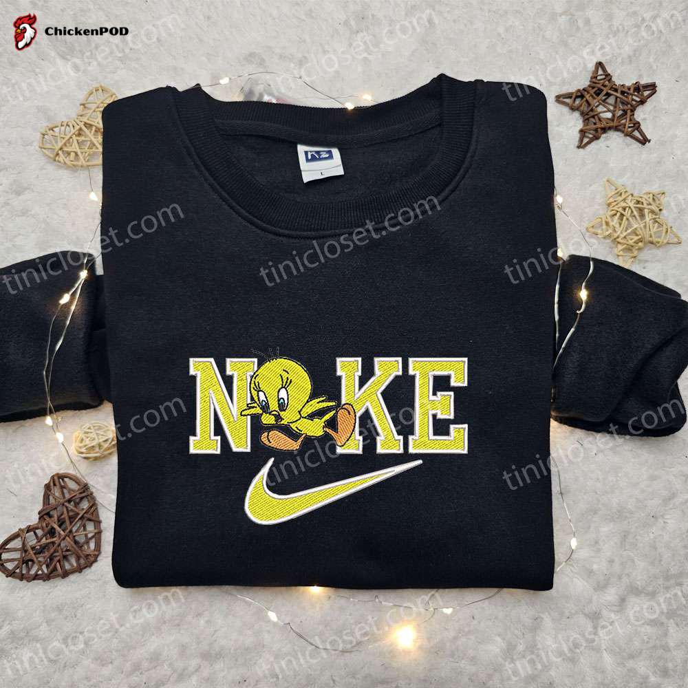 Spooky Nike Halloween x Mickey Mouse Pirate Sweatshirt & Horror Movie Shirt – Best Halloween Gift Ideas